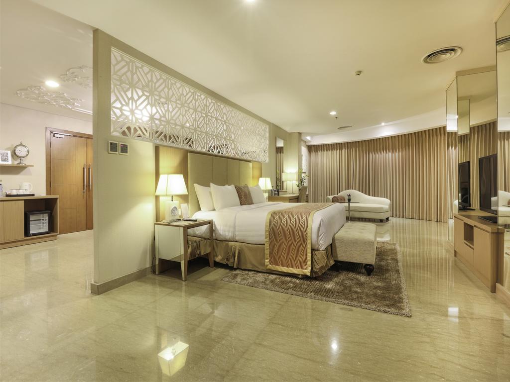 BW Suite Belitung Танджунгпандан Экстерьер фото