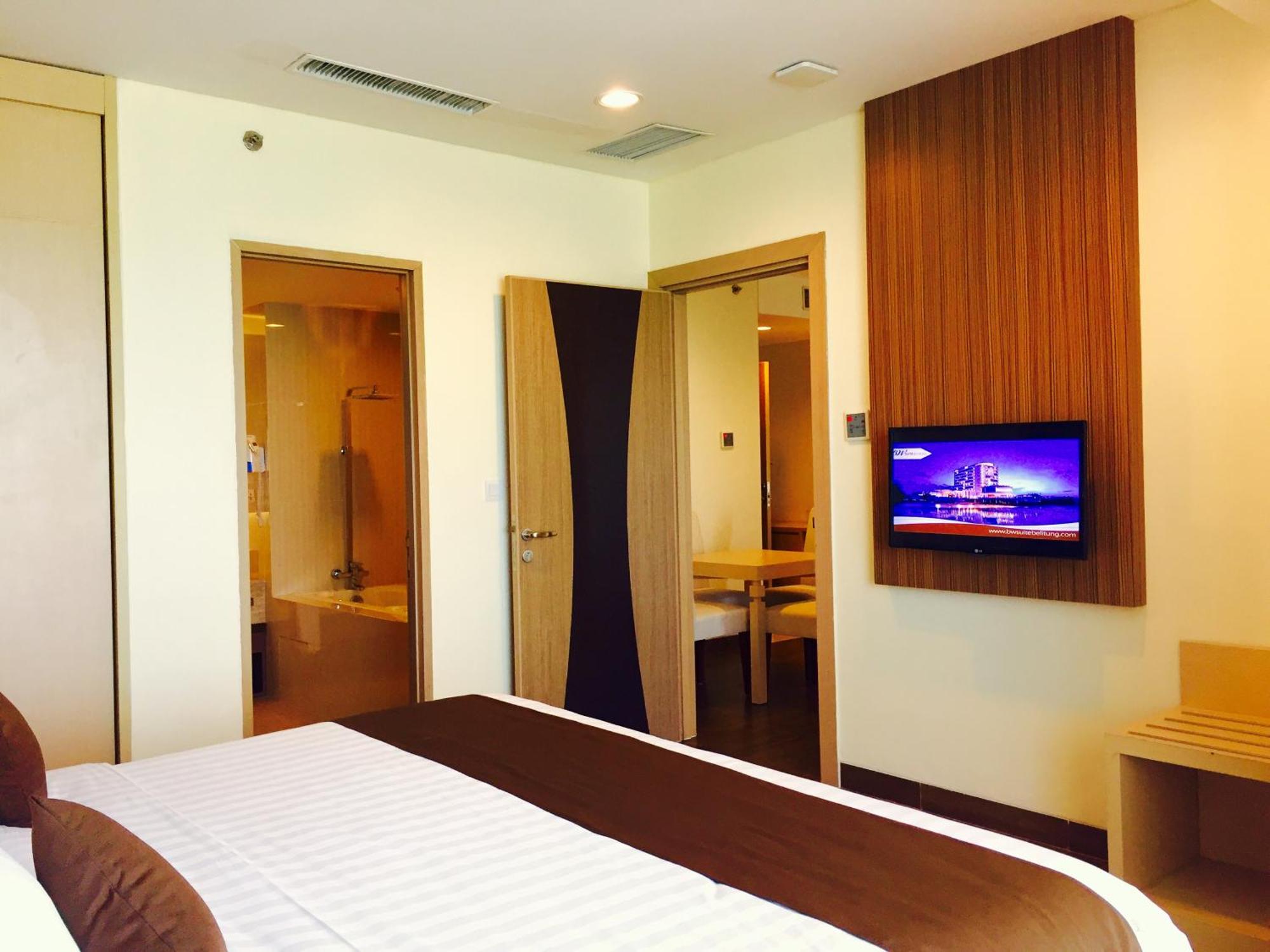 BW Suite Belitung Танджунгпандан Экстерьер фото